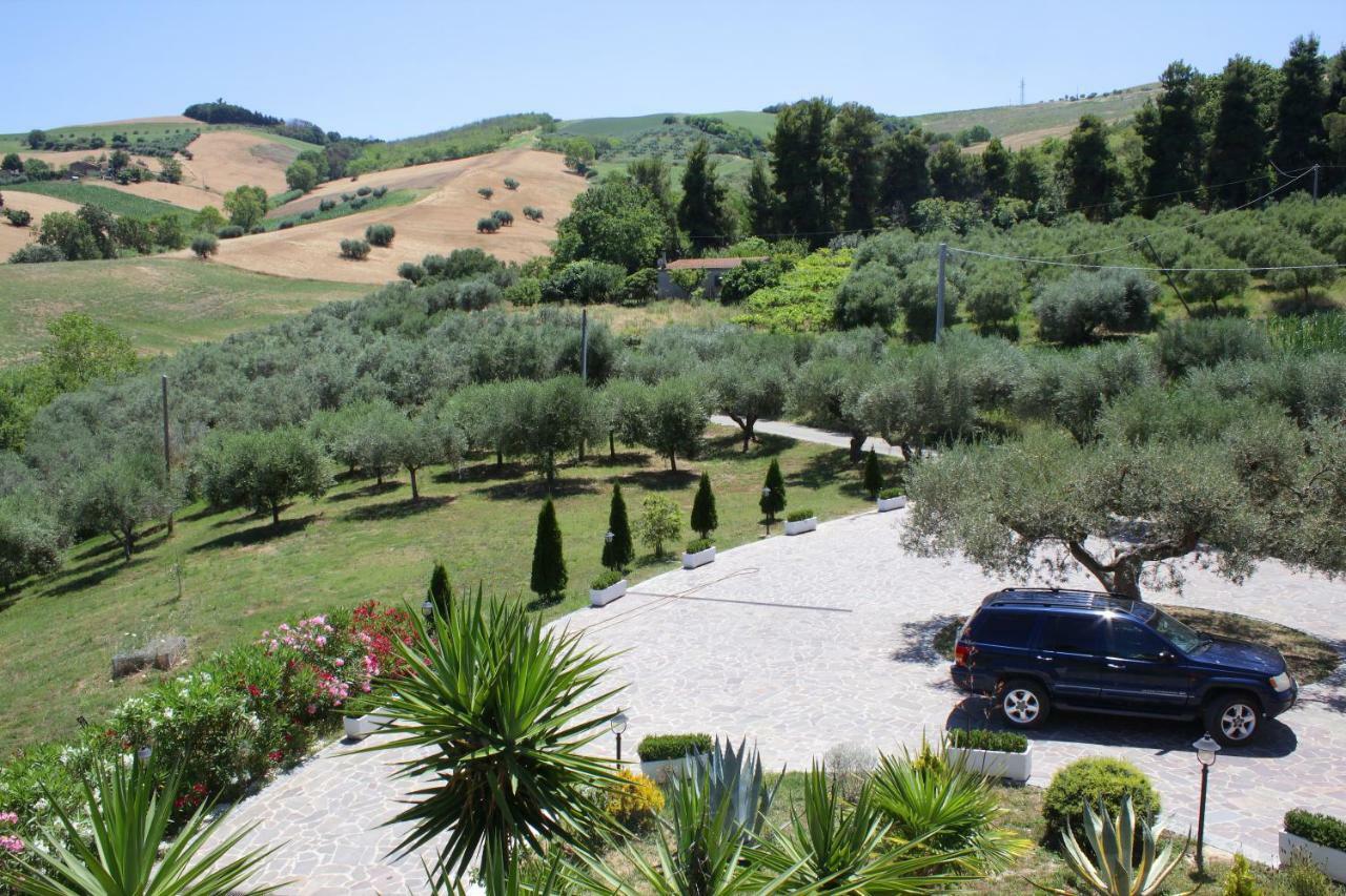 Country House La Foggetta Guest House Pineto Exterior photo